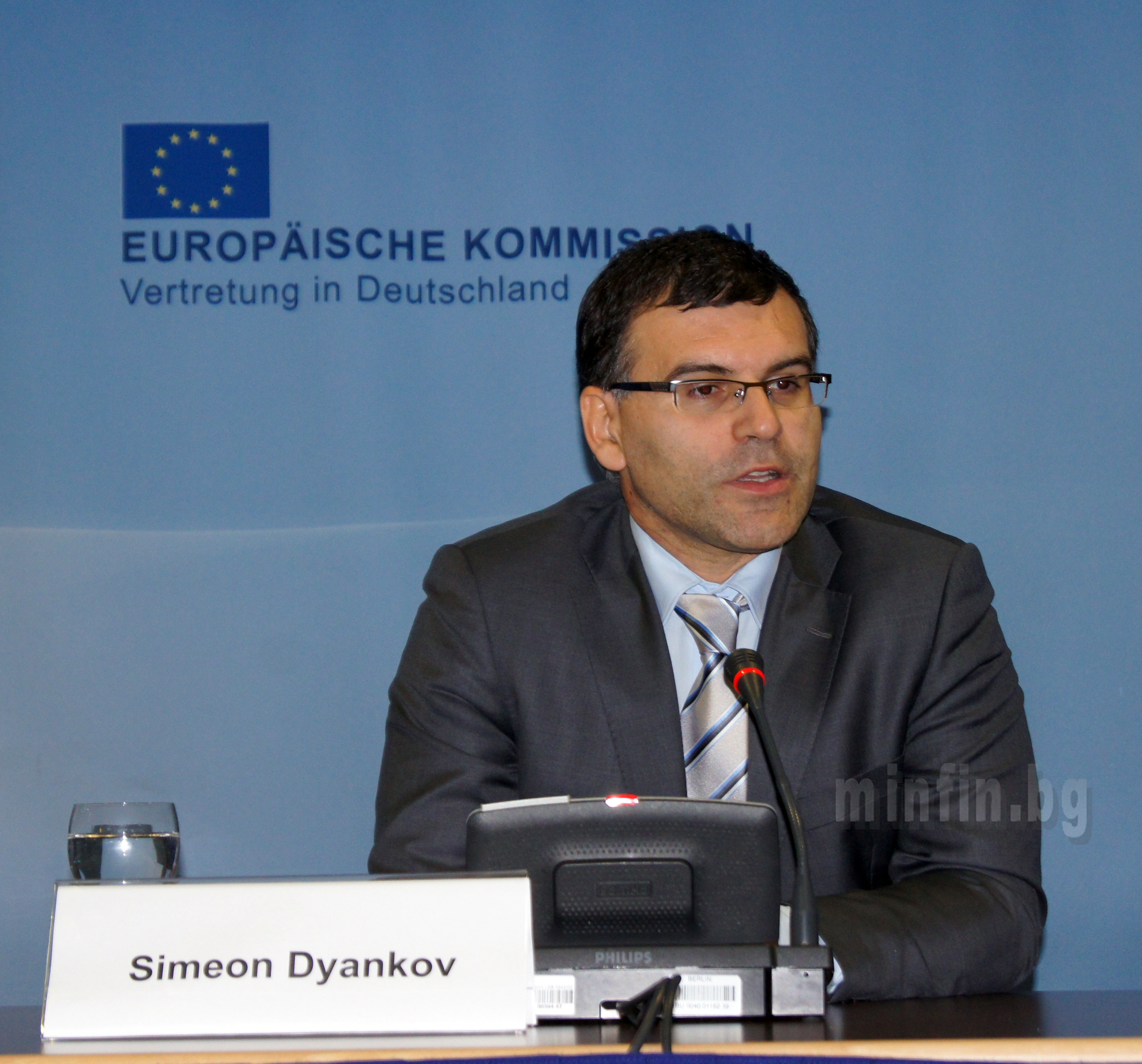 SIMEON DJANKOV: FISCAL RULES IN NATIONAL LEGISLATIONS WILL ENSURE LONG-TERM STABILITY